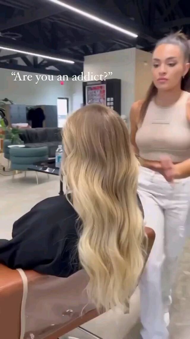 Mane addiction: Hair extensions have me hooked! 💁‍♀️ 
Who else can't resist?

Find your nearest Hairtalk salon on our website www.hairtalk.ie (Irish Customers) or www.hairtalhair.co.uk (UK Customers) through the link in our bio 📍

@ninahairartist